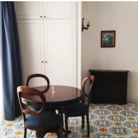 Διαμέρισμα Igea Κάπρι